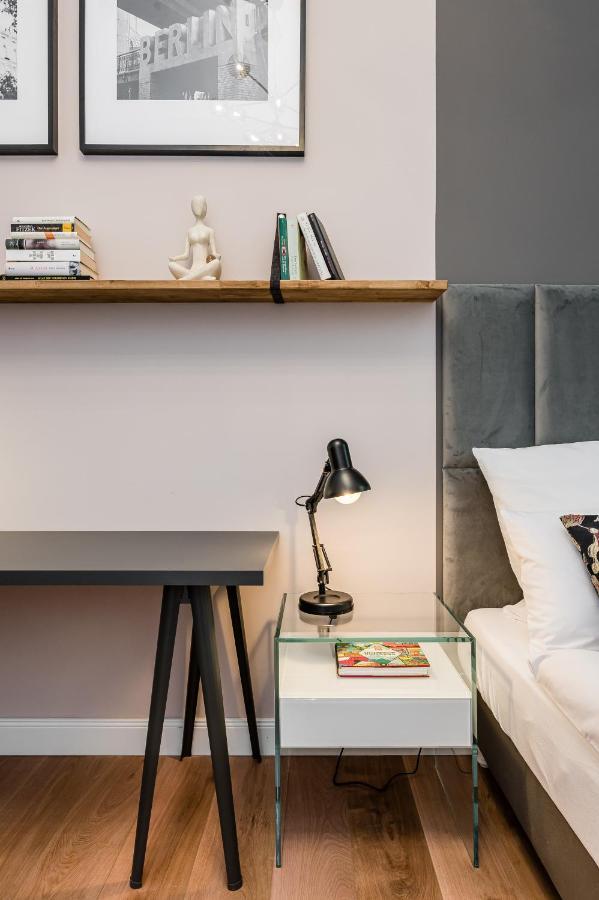 Neues Design-Apartment In Friedrichshain Берлин Экстерьер фото