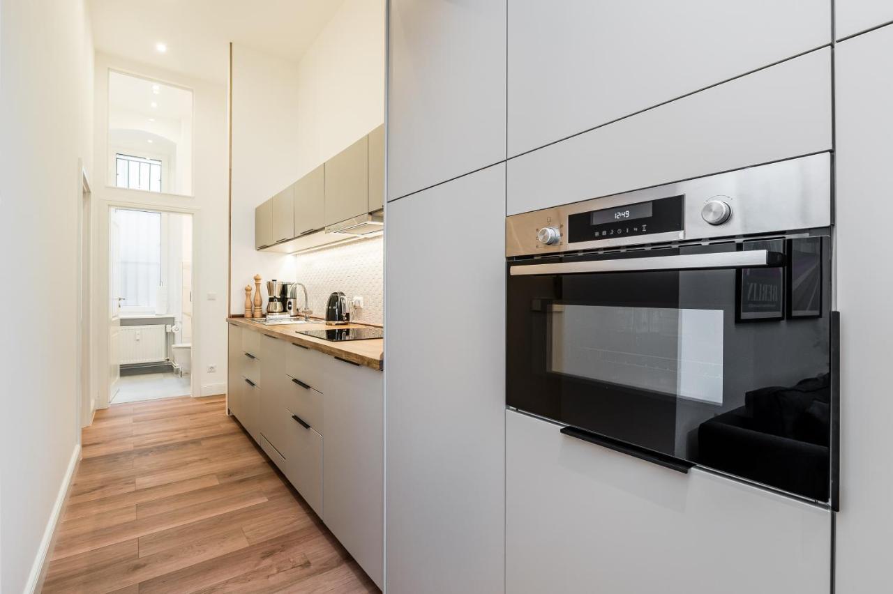 Neues Design-Apartment In Friedrichshain Берлин Экстерьер фото